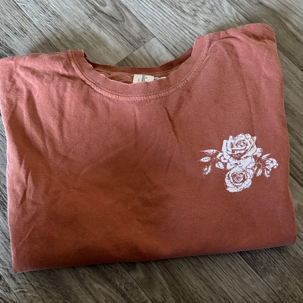 Rust T-Shirt with White Floral Design